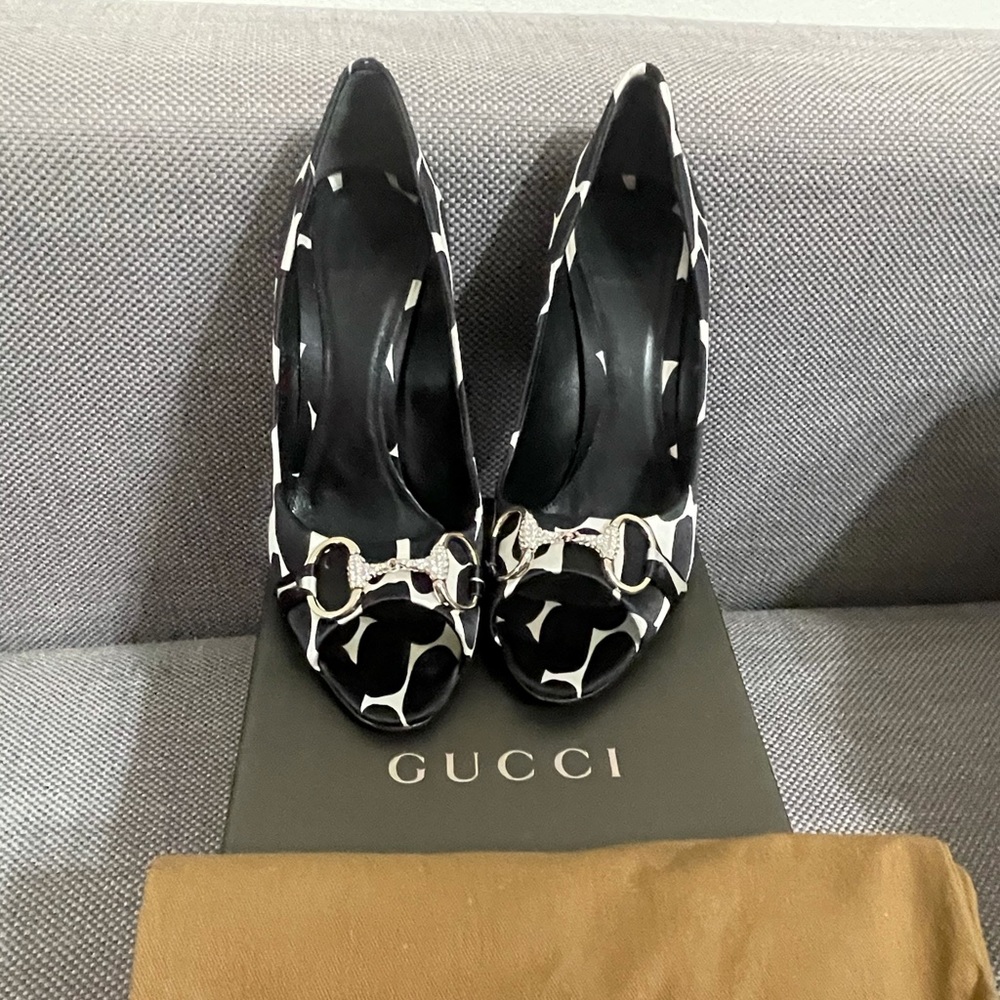 Vintage Gucci heels